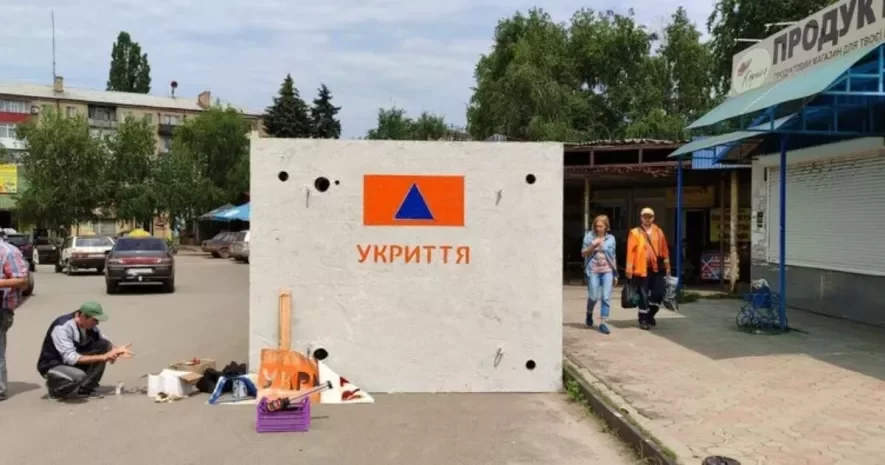 Укриття встановили ще на одній зупинці громадського транспорту у Костянтинівці 