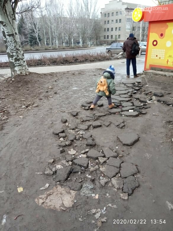 Ями на дорогах Костянтинівки від водоканалу та тепломережі...., фото-6 Ями на дорогах Костянтинівки від водоканалу та тепломережі. Хто має ліквідувати?, фото-6