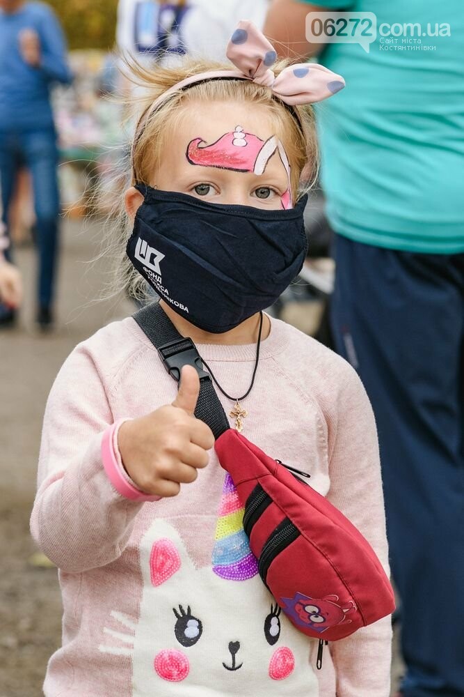 Оля Полякова, Наталія Могилевська та Олег Кензов привітали..., фото-12 Оля Полякова, Наталія Могилевська та Олег Кензов привітали Костянтинівку з Днем міста, фото-12