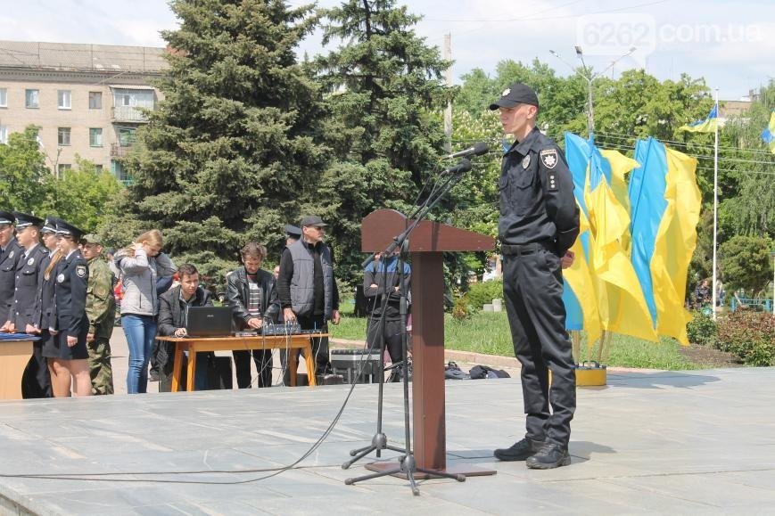 Патрульная полиция Славянска и Краматорска ждет новых сотр..., фото-1 Патрульная полиция Славянска и Краматорска ждет новых сотрудников, фото-1