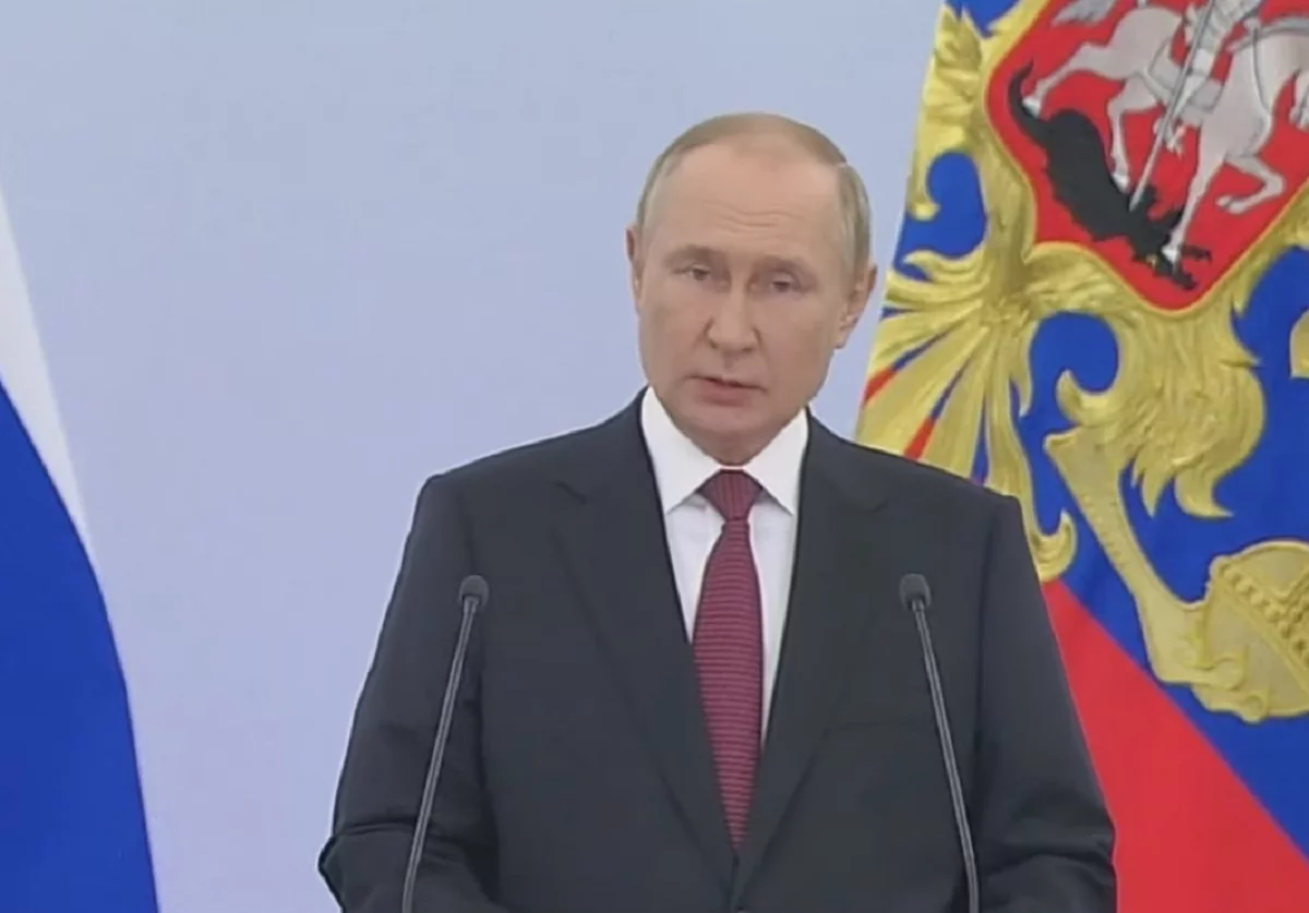 Путін оголосив про анексію частин 4 областей України і запропонував перемовини
