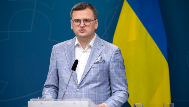 Кулеба у розмові з главою МЗС Канади закликав негайно надати Україні системи ППО і ПРО
