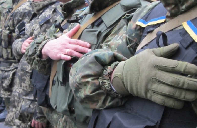 Сьогодні в Україні на офіційному рівні святкують День Добровольця Сьогодні в Україні на офіційному рівні святкують День Добровольця, Лідія Хаустова
