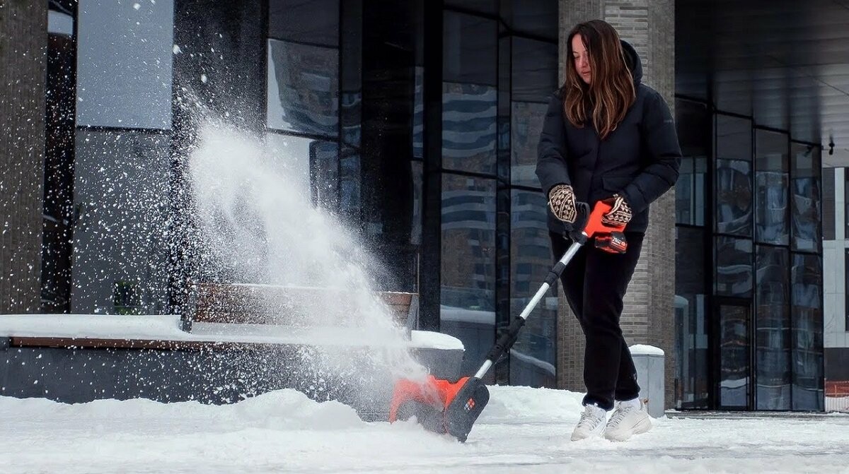 Акумуляторні снігоприбирачі Акумуляторні снігоприбирачі
